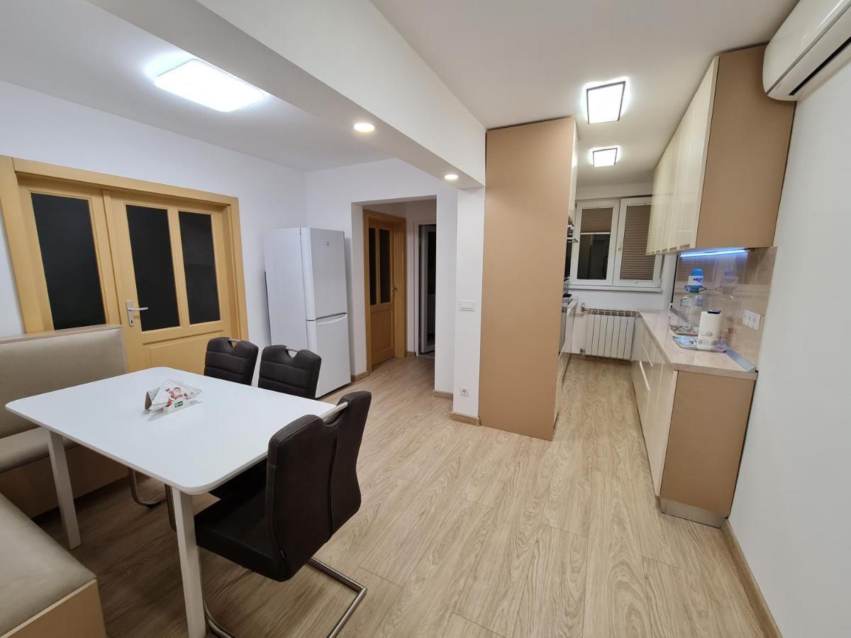 Luxury Panoramic Apartment Oradea Exterior photo