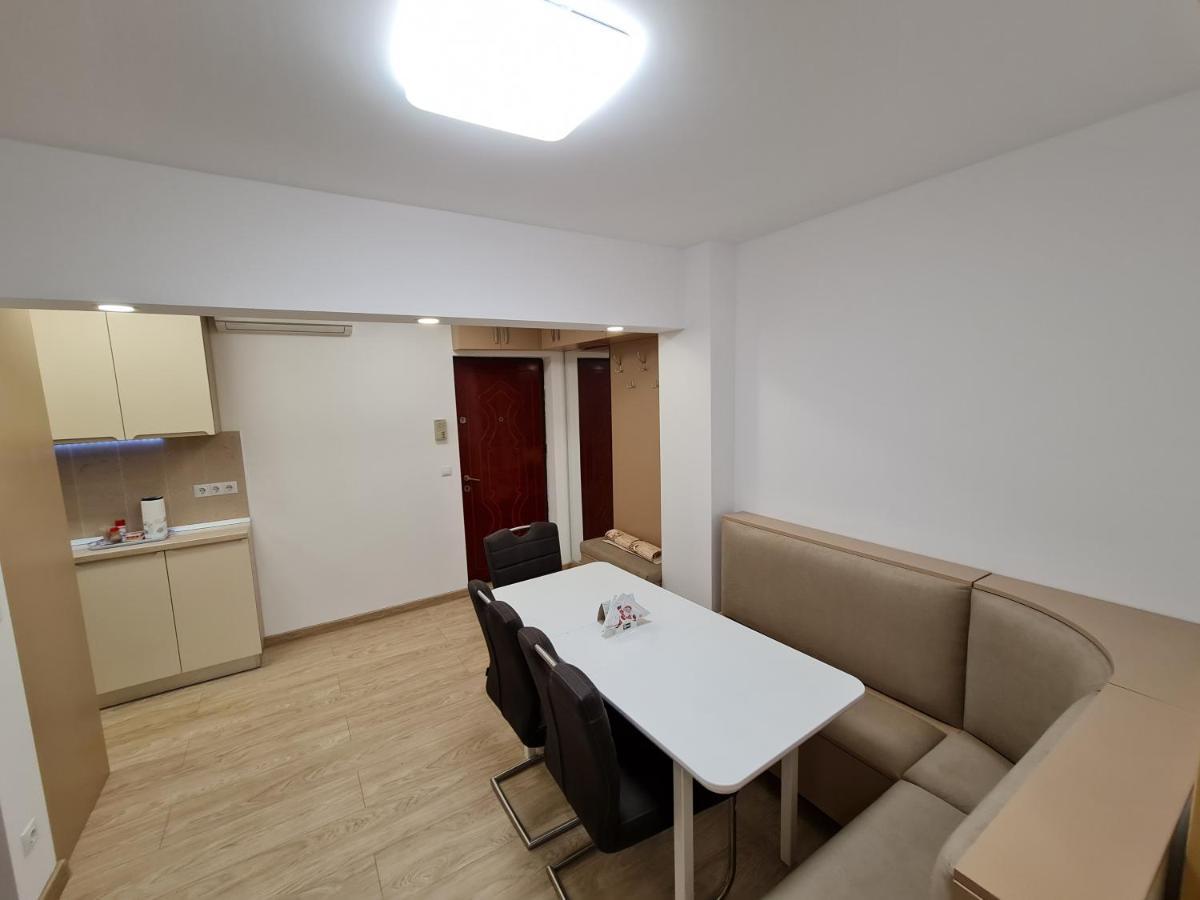 Luxury Panoramic Apartment Oradea Exterior photo