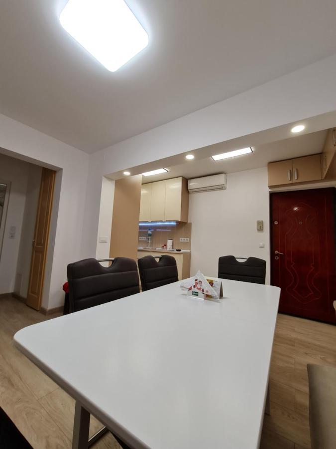 Luxury Panoramic Apartment Oradea Exterior photo