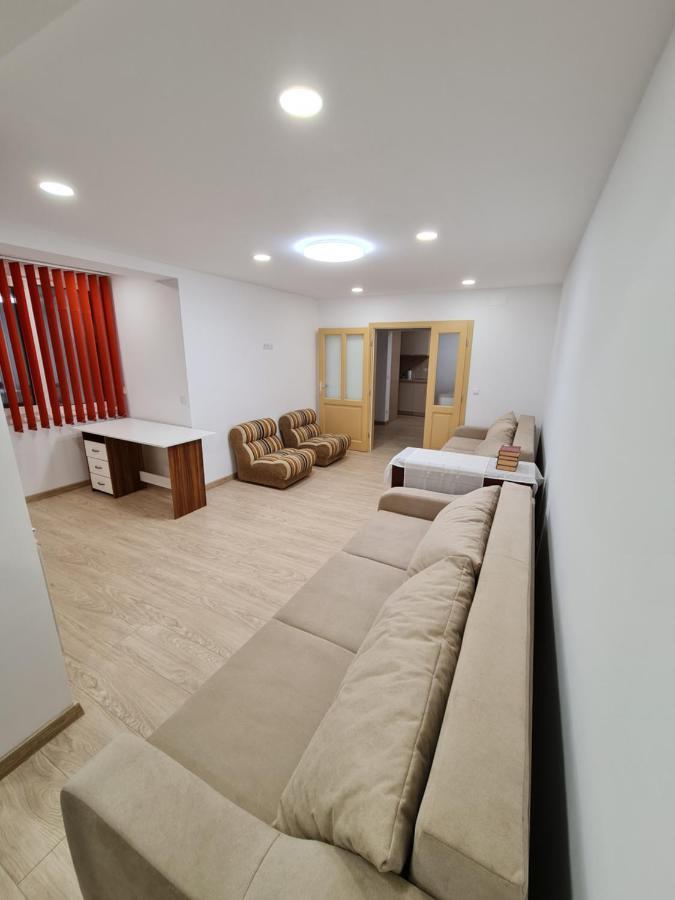 Luxury Panoramic Apartment Oradea Exterior photo