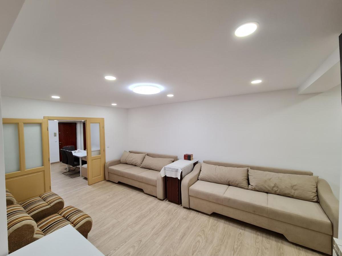 Luxury Panoramic Apartment Oradea Exterior photo